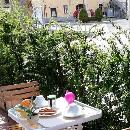Apartment La Piazzetta *